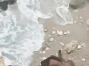 Esposa traindo na praia com negro BBC - Cuckold Video