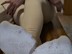 Cuckold Fantasy & Foot Worship – Your Place, My Rules Language: German