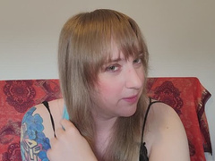 Message for Cucks while I get my hair and lipstick pretty