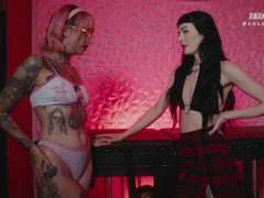 Threesome Turned Hot Girl on Girl Cuckolding