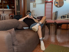 GEA DOMINA - CUCKOLD: SLAVE IN CHASTITY LICKS THE FEET OF ME AND MY BOYFRIEND