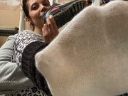 FeetWonders- Does the builder like feet?