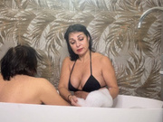 MISTRESS LILY DUPONT :CUCKOLDING FOOT JOB IN THE BATH