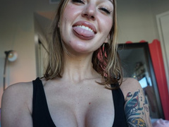 643 Who Should I Fuck Next?