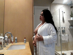 Cuckold finds wife knocked up