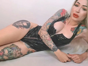 Your girlfriend is my toilet slut ! - LESBIAN CUCKOLD