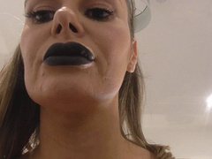 BLACK LIPSTICK GF
